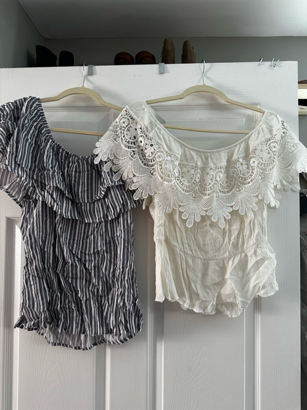 Set of Two Off-Shoulder Women’s Tops - Navy/White